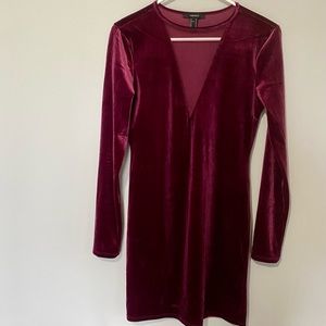 ✨Host Pick✨Forever 21 Velvet Long Sleeve Dress